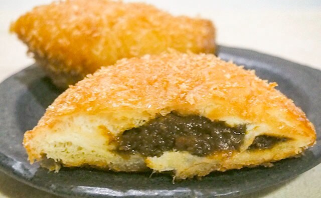 もちうま！リニューアルしたカレーパンにファミマの本気を見た！！