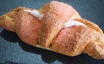 バターといちごがグッド！ファミマの「クロワッサン」が想像を超えてきた