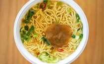 クセがスゴい!? 新発売の「さば」を使ったカップ麺を食べてみた！