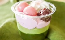 セブン新作スイーツ「桜と宇治抹茶のパフェ」は白玉がとろけるウマさでした！