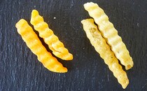 セブンからやばめなポテトスナック登場！しかも2種類！