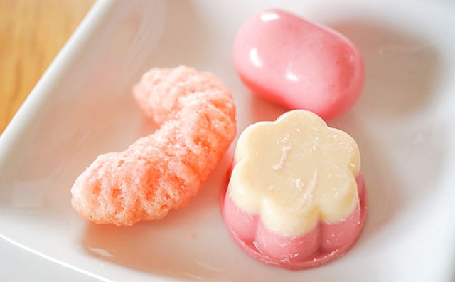 ファミマからあまおう苺のお菓子3種が登場！No.1苺菓子は？