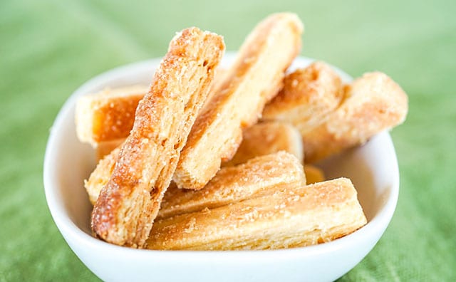 人気の「ホームパイのみみ」に新商品登場！完食するまで手がとまらない！