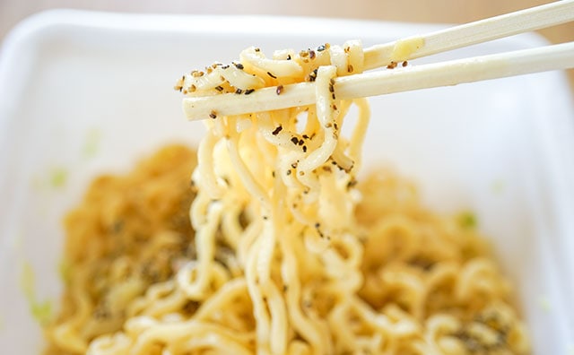 極太麺のU.F.O.新登場!パンチききまくりの味でした!