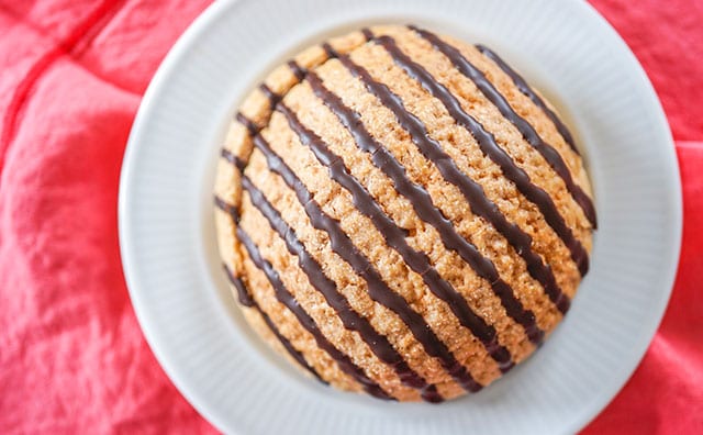 見た目も味も◎！セブンのメロンパンは全部チョコ！