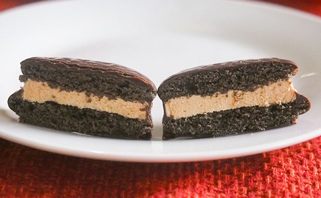 キャラメルが香る!ファミマ限定チョコパイはまさに“至福”!?