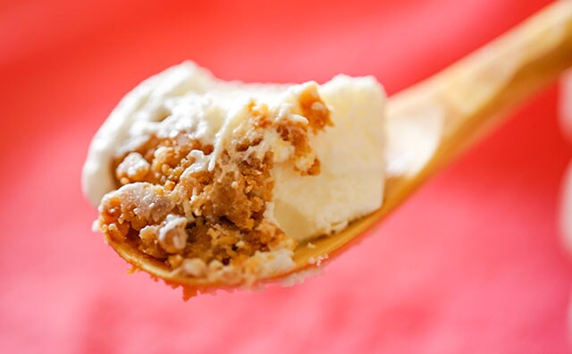 セブン新作スイーツ、カップの底が超おいしいです！！