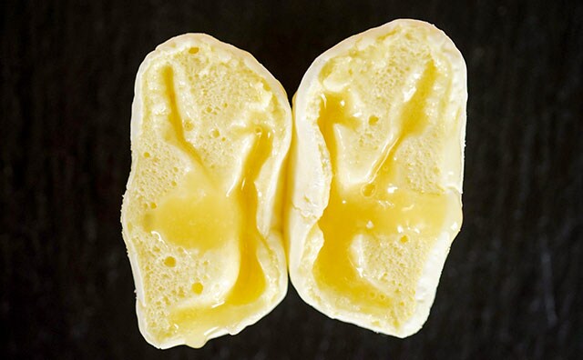 セブン先行発売の68円お菓子が超ふっわふわ！しかもあのお店の味を再現！