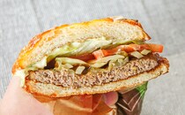 見た目より“味”重視！バーガーキングの激ウマ商品はやっぱウマイ！！