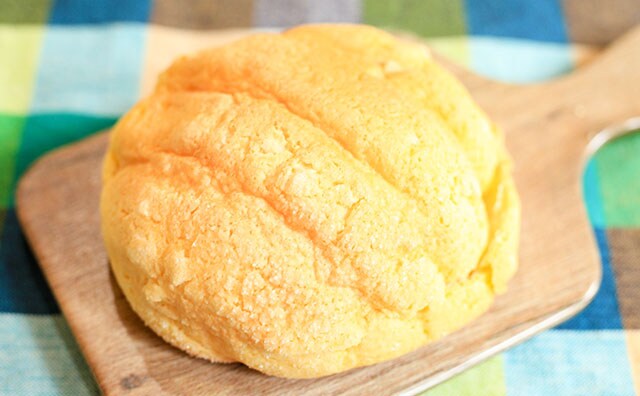 ザクっと食感&たっぷりホイップ！ローソンのメロンパンがイイ感じでした