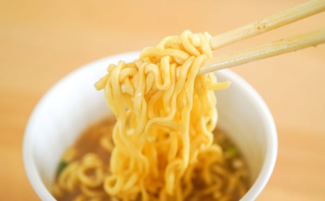 巣ごもりで需要増!? 昼食や夜食におすすめのカップ麺3選!