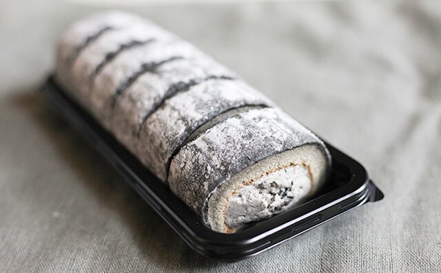 「もち食感ロール」に新作出た！730kcalだけど全部食べちゃう！