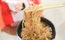 夜食にピッタリ！沖縄ではおなじみの「オキコラーメン」って知ってる？