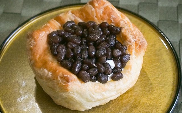 激甘で激ウマ！たっぷり小豆がナイスすぎるローソンパンとは？
