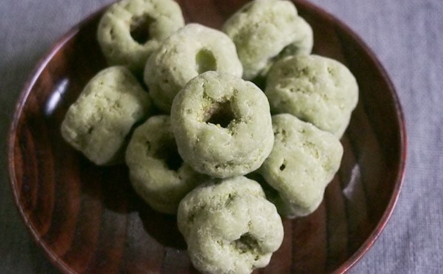 ファミマが抹茶だらけ！伊藤園の茶師が選んだ抹茶を使用したお菓子とは？