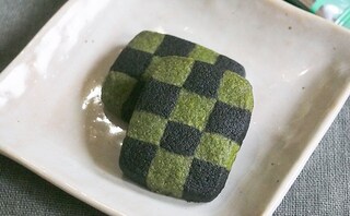 ファミマが抹茶だらけ！伊藤園の茶師が選んだ抹茶を使用したお菓子とは？