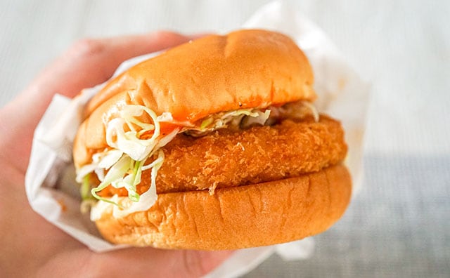 モスの新作バーガー、たった30円高いだけなのに超贅沢な味がした！