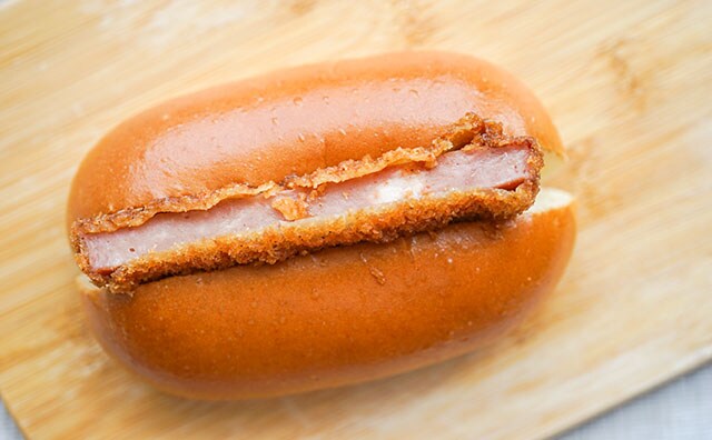 セブン、厚切り嬉しい総菜パンが好きすぎる！！