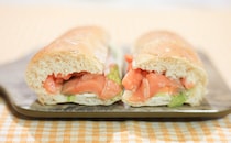 ローソンなら348円でカフェ風サンドを買える！