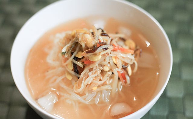 【カルディ】1分あれば完成!? ダブルレモンで超さっぱり系の冷麺を作ってみた