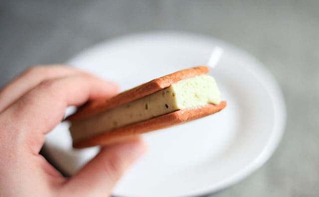 【6/11新商品】ローソンのこれ、小っちゃいけど濃厚!