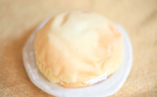 あっさりミルキー！ローソンの関東限定パンがシンプルにうまい！