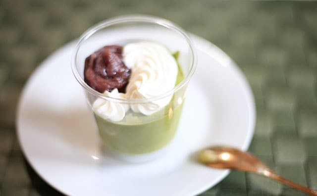 ちゃんと苦い！ローソンの抹茶スイーツにドハマリの予感！