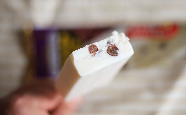 あずきとミルクが出会った！このアイス、ガチでうまいです！