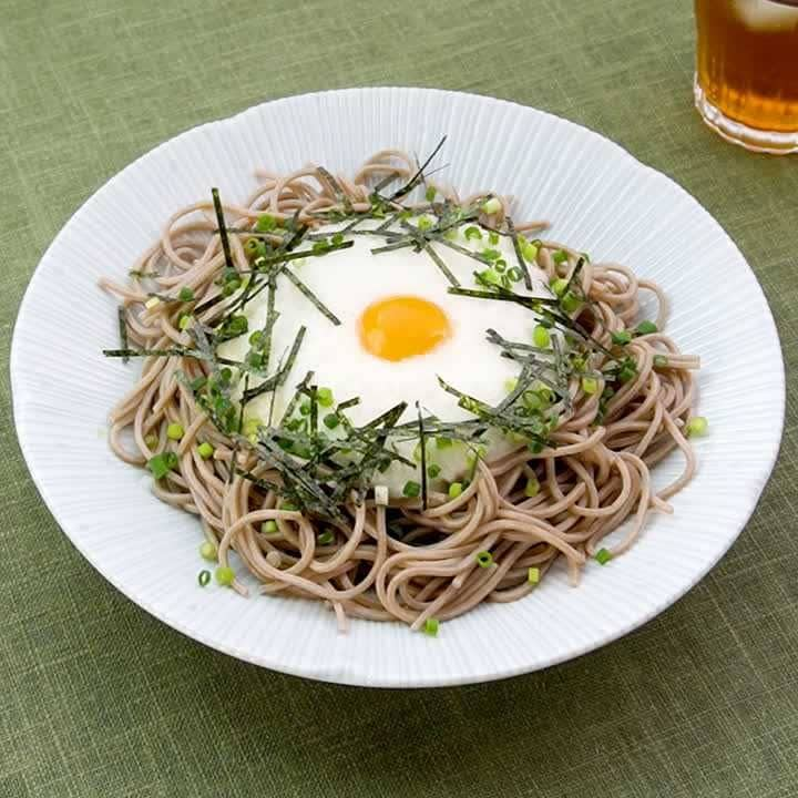 サラッと食べられる！冷やしとろろそば