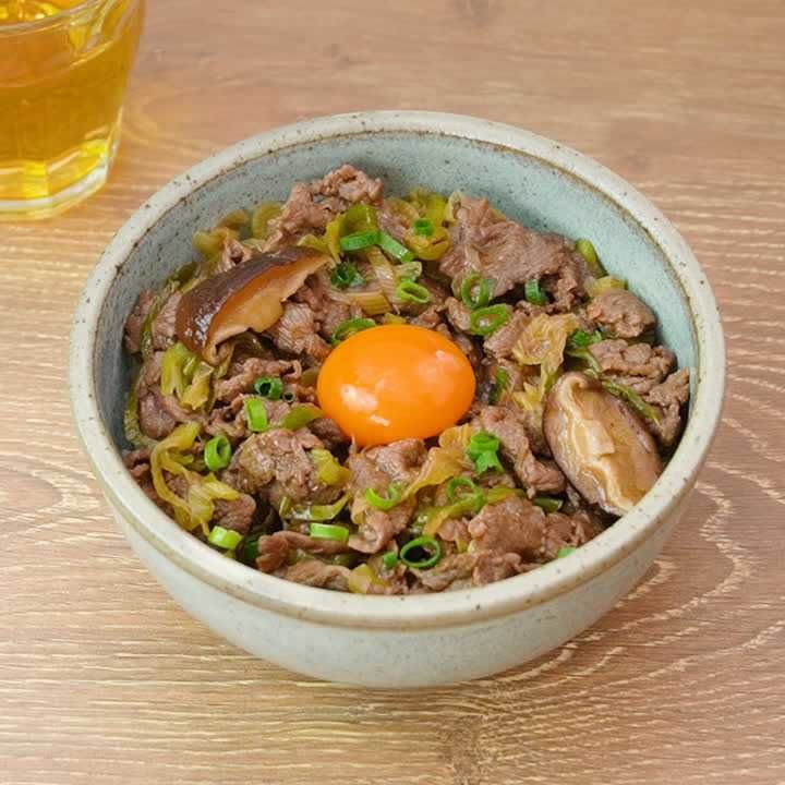 がっつり食べたい！牛すき煮丼