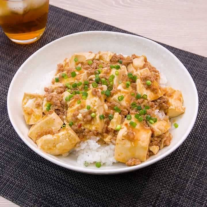 食べ応えバッチリ！ピリ辛マーボー丼