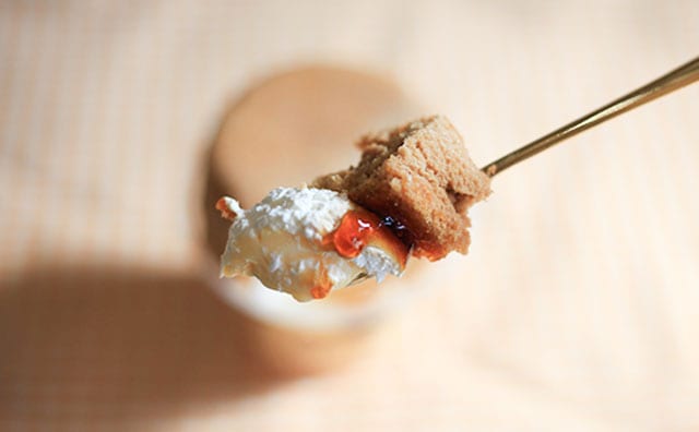 ファミマ人気スイーツと人気キャラが夢のコラボ！見た目も味もよし！