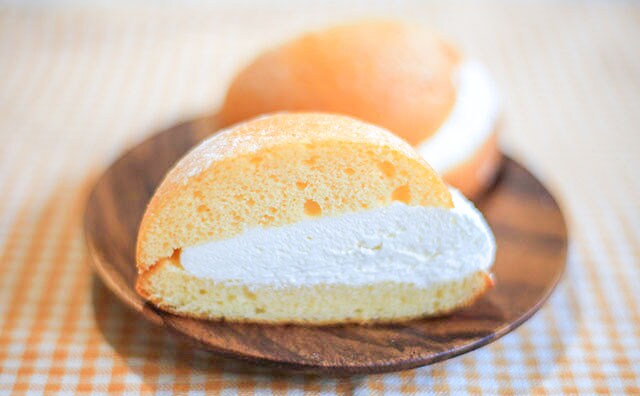 【6/8発売】ついにファミマでも！話題の「マリトッツォ」風スイーツをゲット！