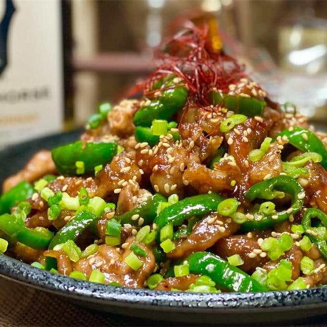 節約できて満足感もばっちり！「豚こま肉とピーマン」で作る夕食メイン