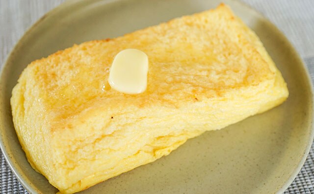 卵焼きに見えてしまうセブンの新商品スイーツがうまい