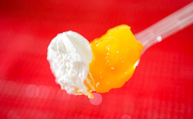 「満足度高い」「めちゃおいしい」新発売のセブンスイーツが超ジューシー