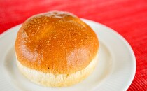 【新発売】セブンの丸いパンは中にアレが入っててシンプルにおいしい！