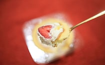 奇数月はいちご！限定版プレミアムロールケーキ、知ってる？