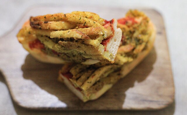 「頭悪くて好き」炭水化物×炭水化物の衝撃的なパンが爆誕【ローソン】