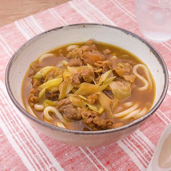 とろけるお肉♪牛すじカレーうどん