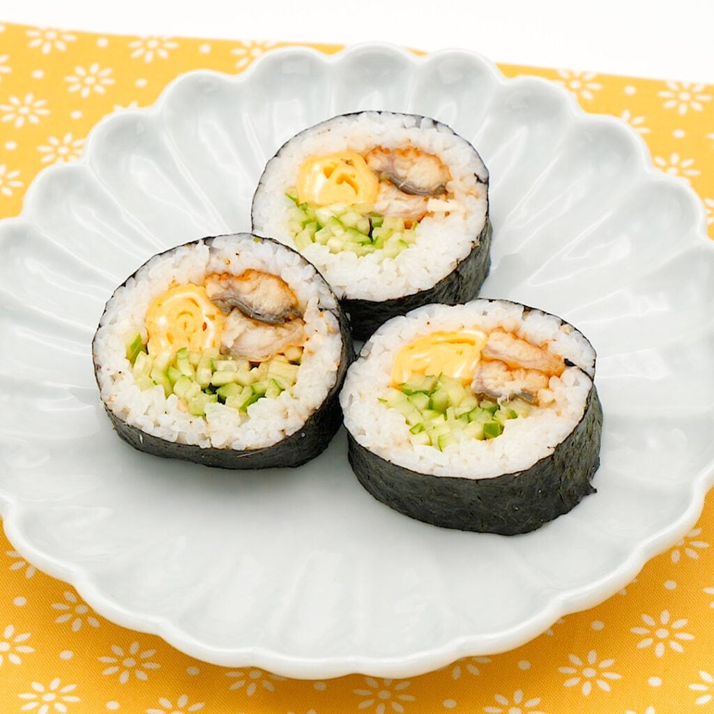 子どもも食べやすい　うなぎと卵の海苔巻き（2歳頃から／おとな）