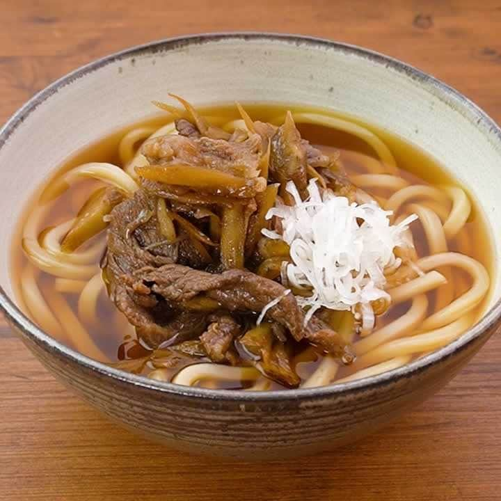 旨みたっぷり♪牛ごぼううどん