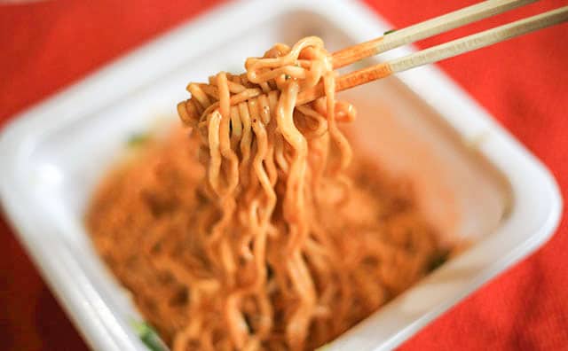 【6/29発売】ファミマ限定・数量限定のカップまぜそばはガッツリ系！