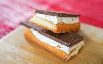 ファミマ新スイーツがおいしすぎて満腹でも食べられちゃう！！