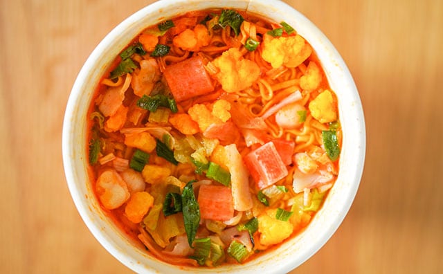 今年も箱買い!大人気カップ麺の季節がやってきた!