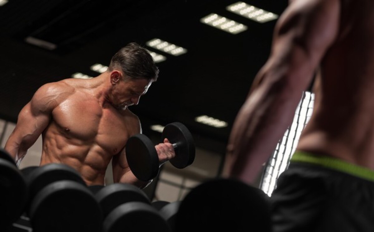 三日坊主とオサラバ！筋トレでたくましい胸板をGETするコツは？