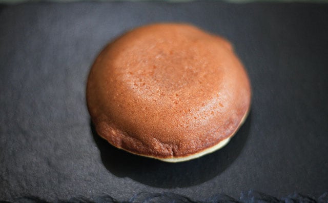 ローソン「どらもっち」に新作！ダブルのバニラがポイント!?