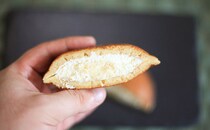 ローソン「どらもっち」に新作！ダブルのバニラがポイント!?