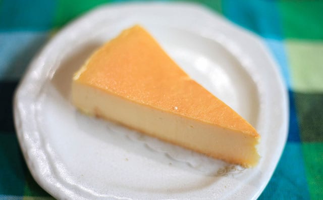 あなたはどっち派？ローソンで2種類楽しめるチーズケーキ売ってるよ！！