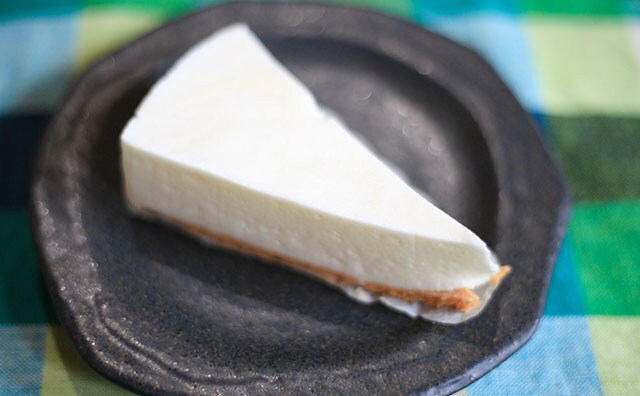 あなたはどっち派？ローソンで2種類楽しめるチーズケーキ売ってるよ！！